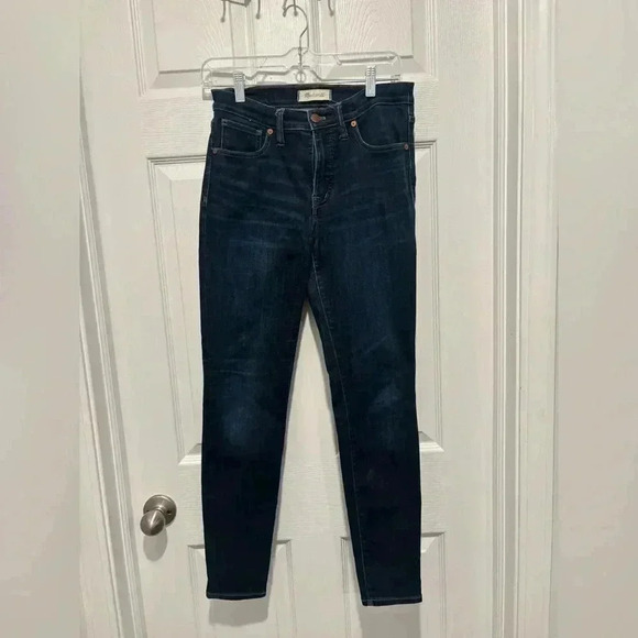 Madewell High Rise Skinny Jeans. Size 27. Style # F8990. - Picture 3 of 10